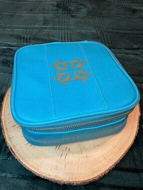 Rustic Cuff Turquoise Jewelry Box🩵